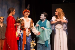 Prinzessin Jasmina, Aladdin, Flaschengeist, Fee des Ringes