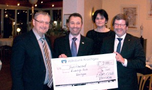 Scheckübergabe Kinderhilfe-Fonds Kraichgau, Jan. 2015