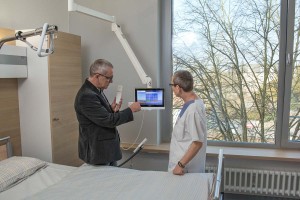 15-03-Umzug-Sinsheim-Monitor-erklaeren-ztg