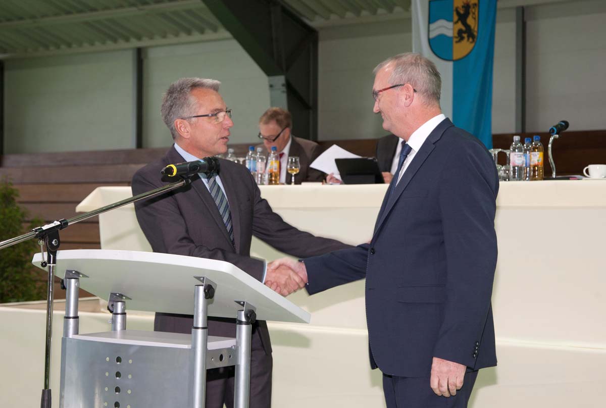 BM Wolfgang Jürriens als Kreisrat verpflichtet