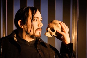 Presse q1 Hamlet_Kienle_Foto Sonja Ramm