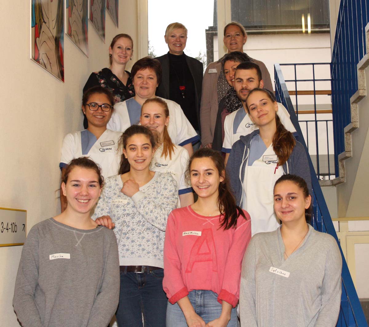 Sprachlich, kulturell und fachlich voneinander lernen