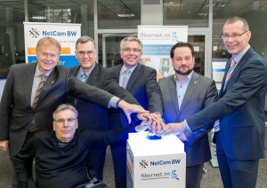 2016-02-11_Das_erste_Unternehmen_ist_an_das_Glasfasernetz_der_Zukunft_angeschlossen