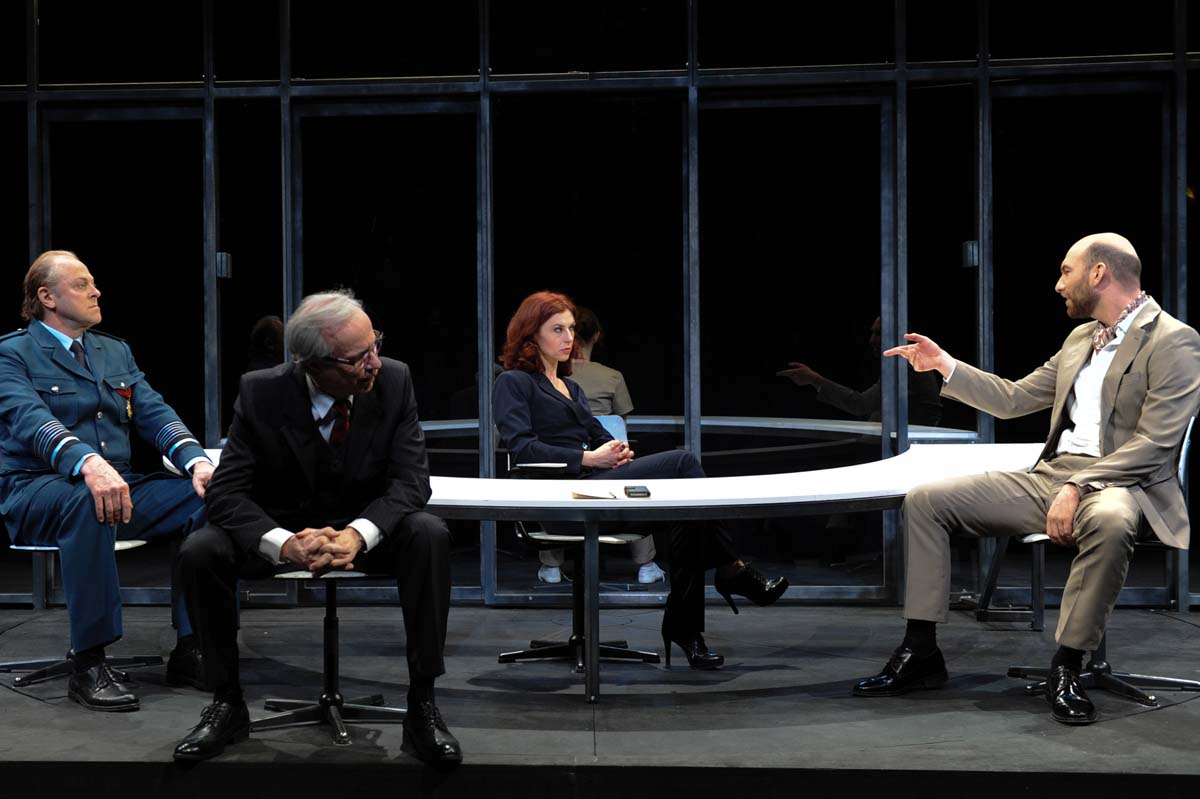 Maria Stuart an der Badischen Landesbühne