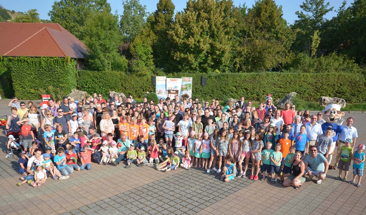 2016-09-11-helfen-macht-freude-gruppenbild-20