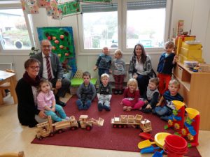 2016_44_spendenuebergabe-kiga-ugi