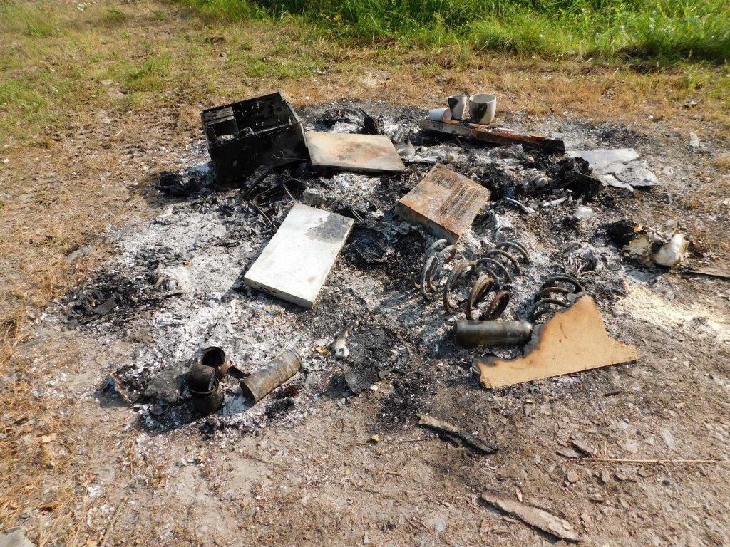 Müll im Wald abgeladen