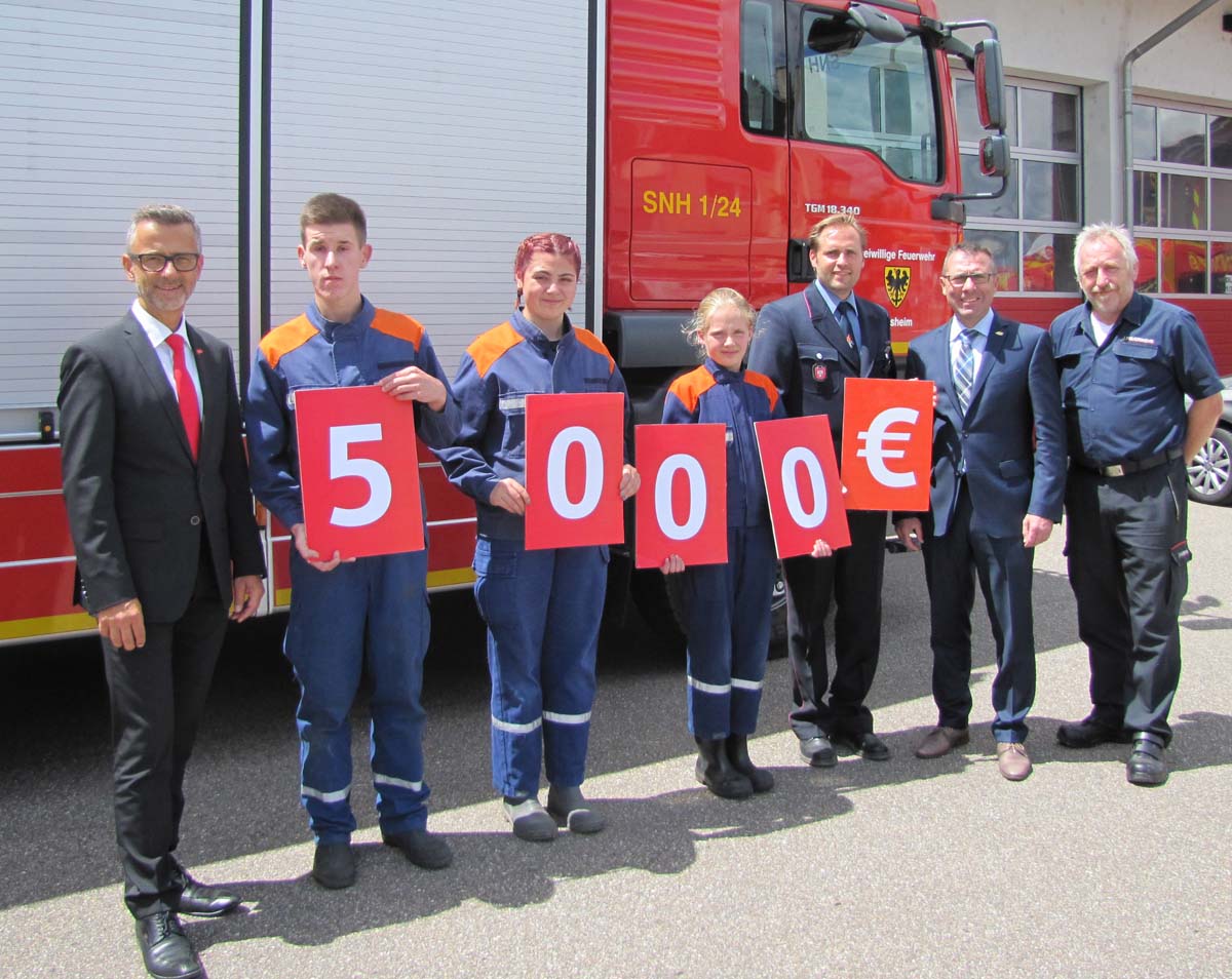 5.000 Euro für Sinsheimer Feuerwehr-Nachwuchs