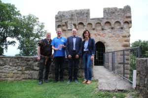 Fledermäuse auf Burg Steinsberg - Tore, Milo und Lars