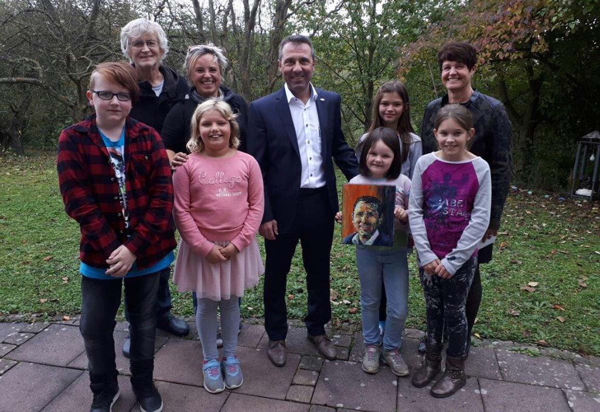 Gruppenfoto Besuch OB Albrecht Atelier Nolting