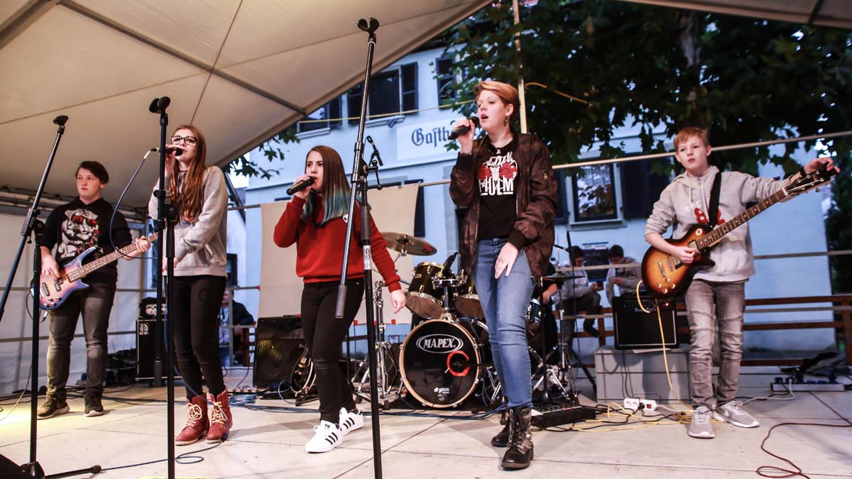 School of Rock – Drei Generationen rocken den Markttag