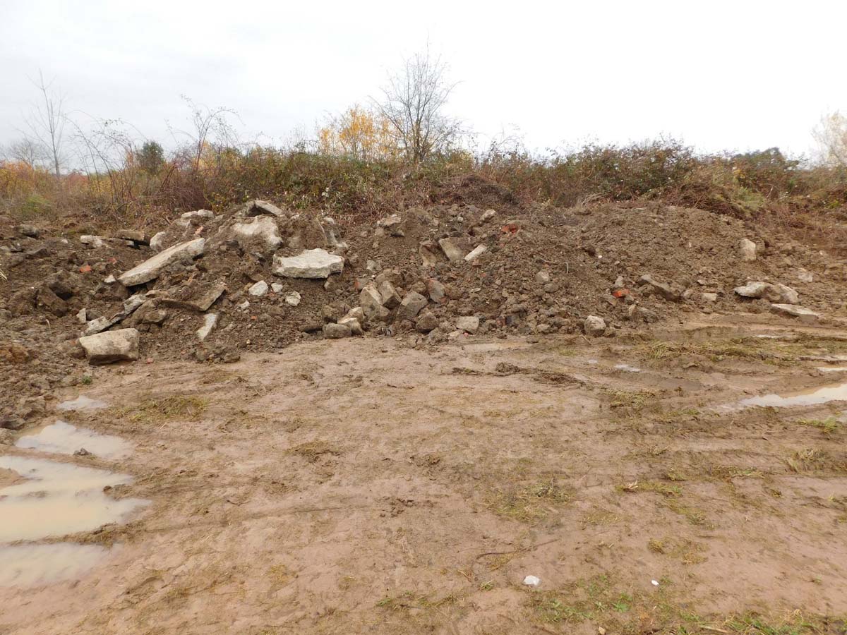 Abgelagerter Erdaushub