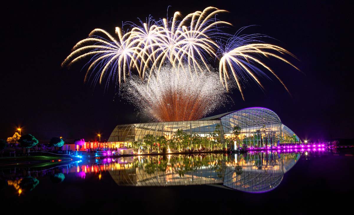 Jubiläumsevents unter Palmen