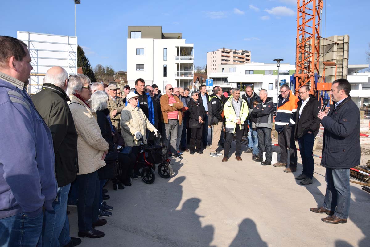 Bürger hatten großes Interesse an der ersten Baustellenführung durch das Sanierungsgebiet „Wiesental/Innenstadt-Ost“