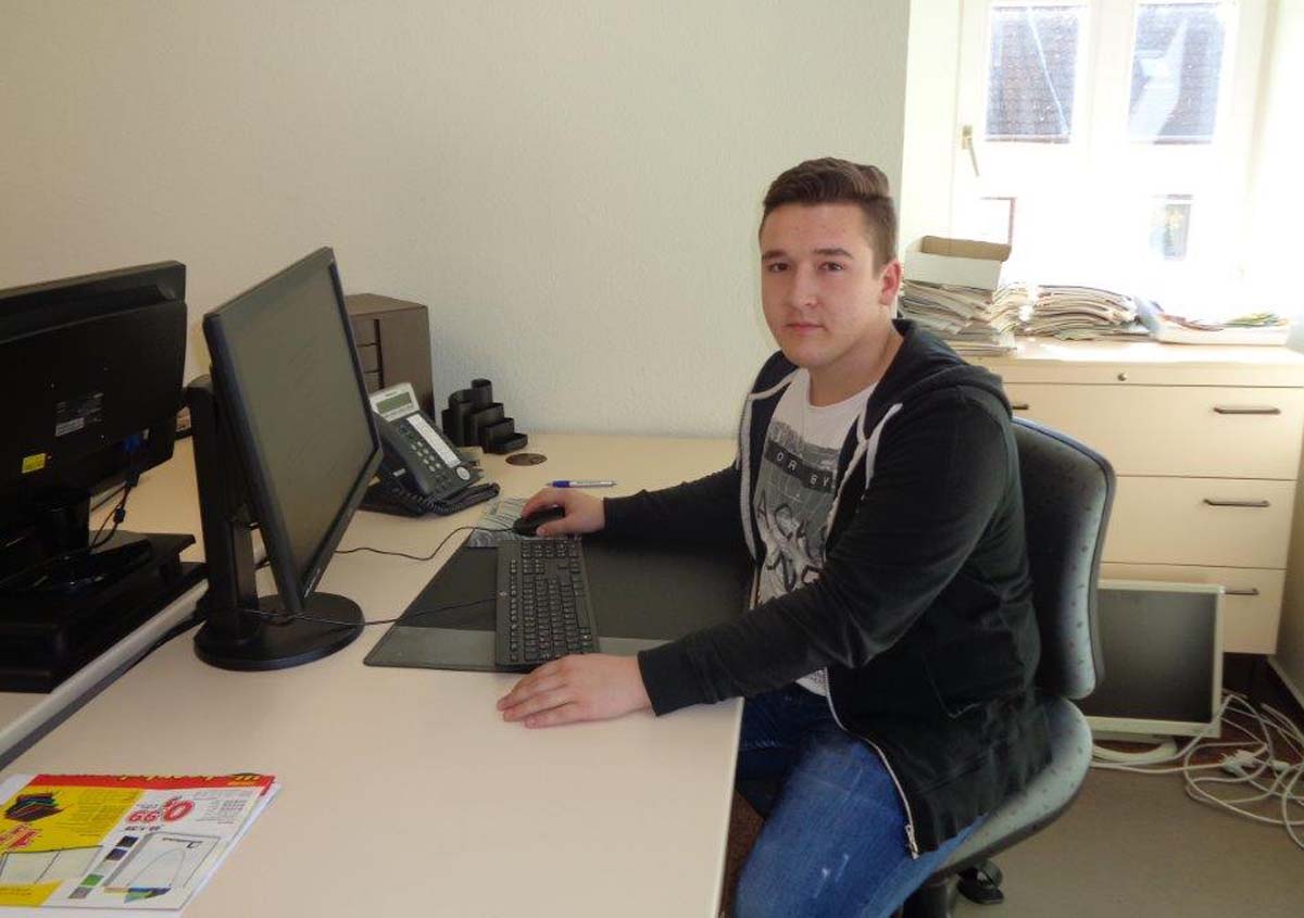 Neuer Praktikant bei der Stadtverwaltung NBH