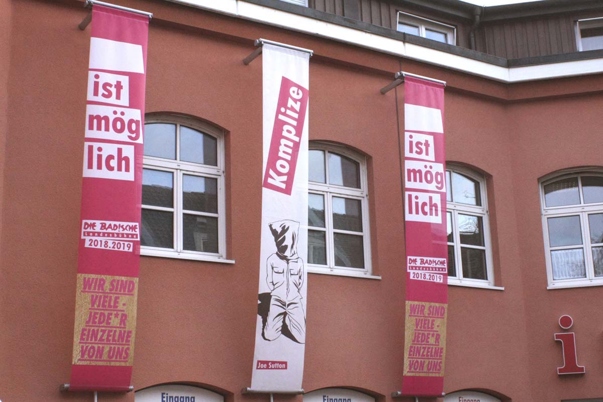 Badische Landesbühne unterzeichnet die ERKLÄRUNG DER VIELEN