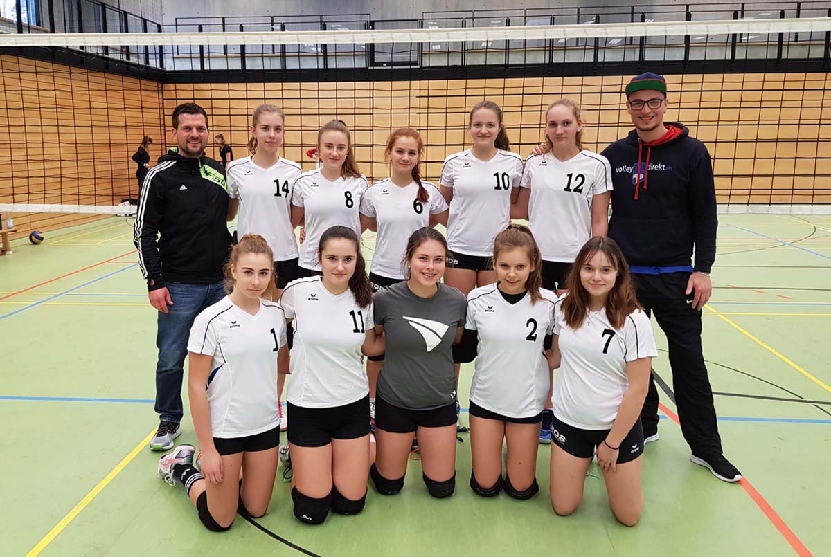 Nachwuchs Volleyballerinnen des Wilhelmi-Gymnasiums Sinsheim qualifizieren sich für Landesfinale in eigener Halle