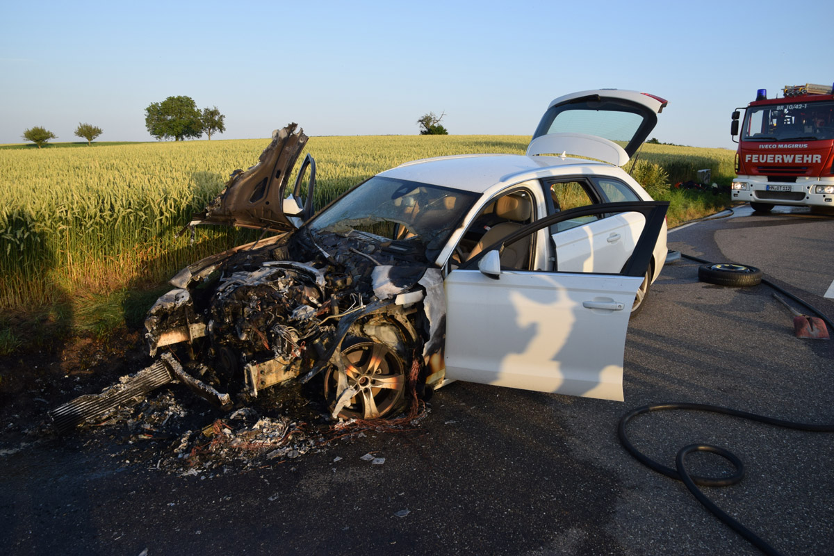 Treschklingen: Audi geriet plötzlich in Brand