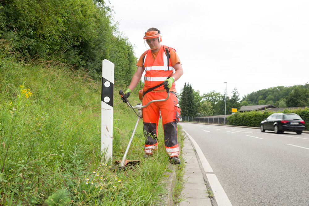Azubi der Straßenmeisterei Straßenmeisterei