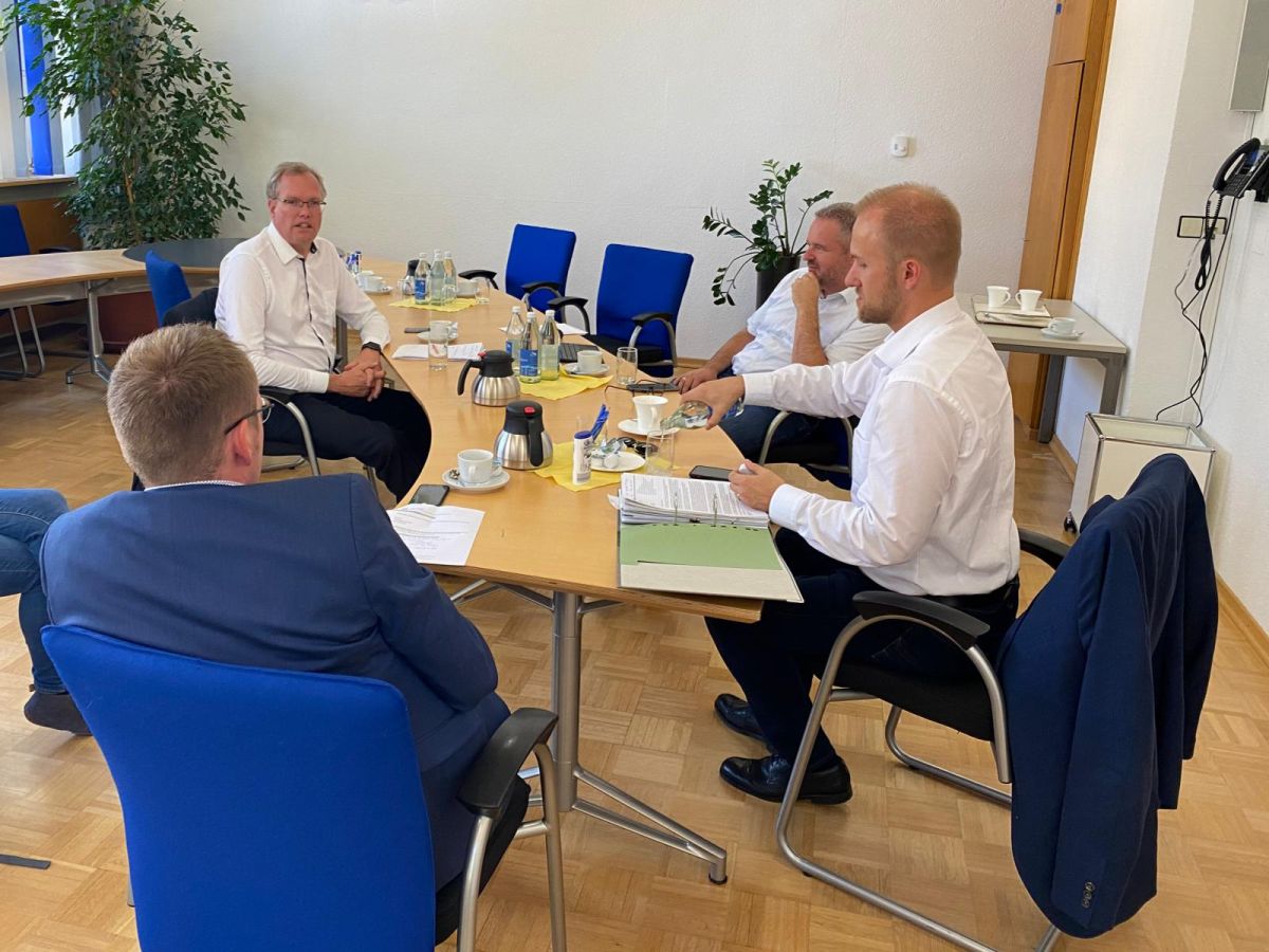 Straße kann nicht der Zielradweg zwischen Meckesheim und Eschelbronn sein