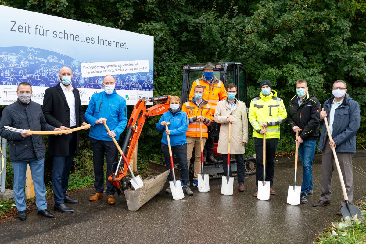 2020-10-12_Rund 200 Sinsheimer Unternehmen verfügen demnächst über gigabitfähiges Glasfasernetz_Breite Seite