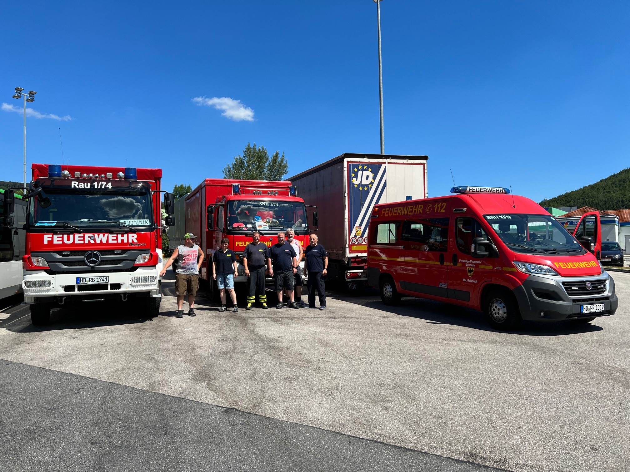 Zwei LKW-Ladungen Hilfsgüter für Barcs