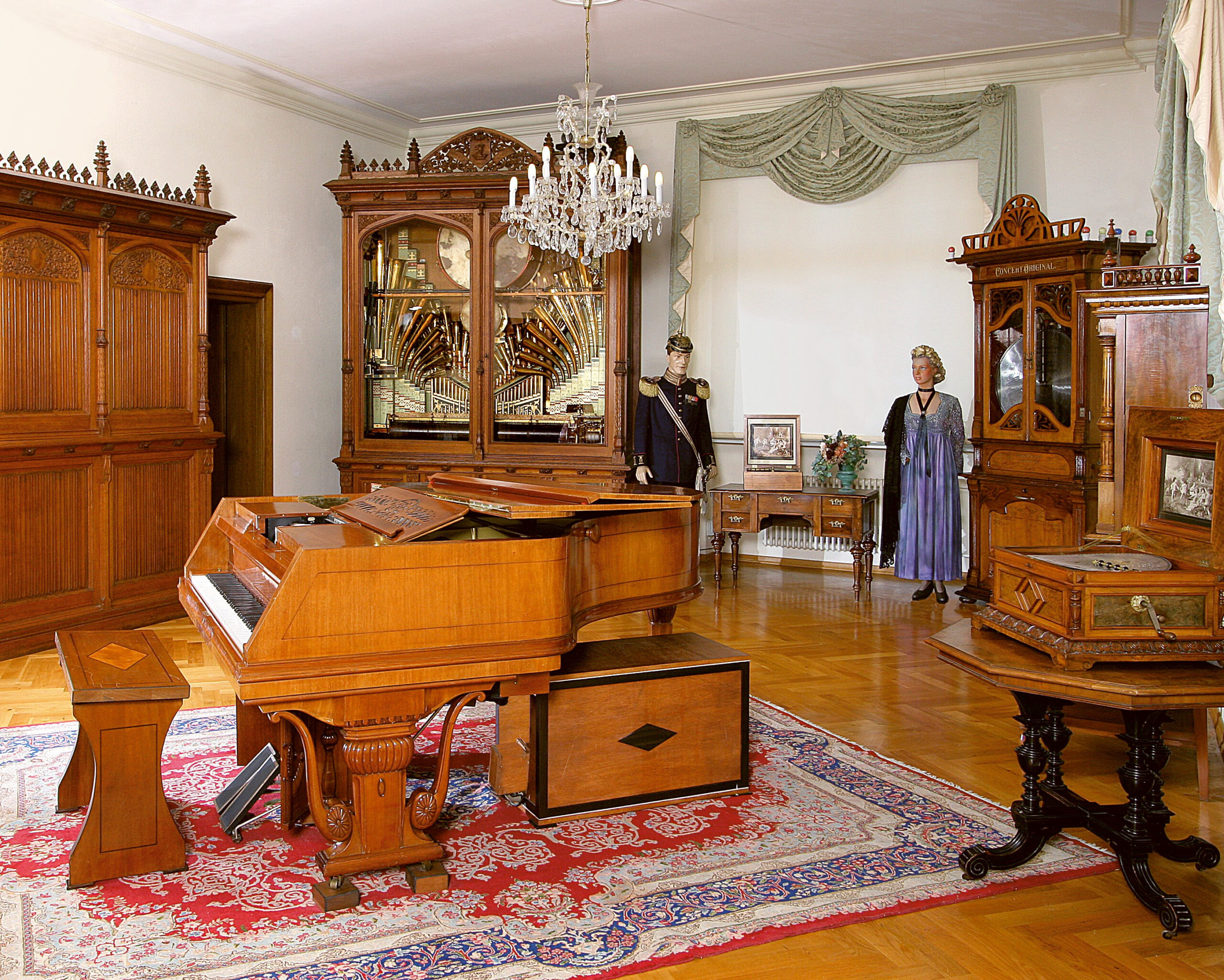 Öffentliches Klavier im Technik Museum Speyer