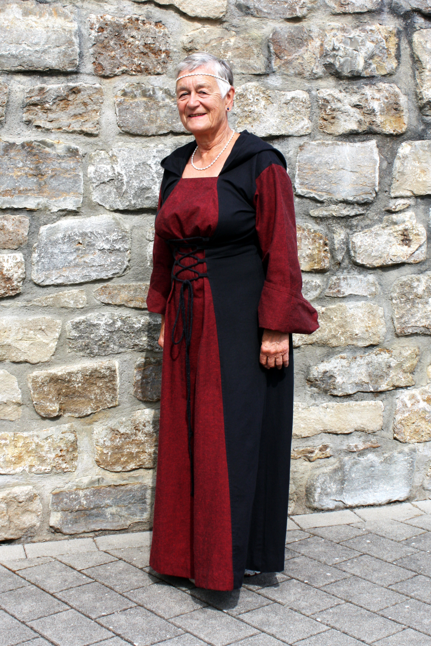 Burgführerin_Münz_01 close up