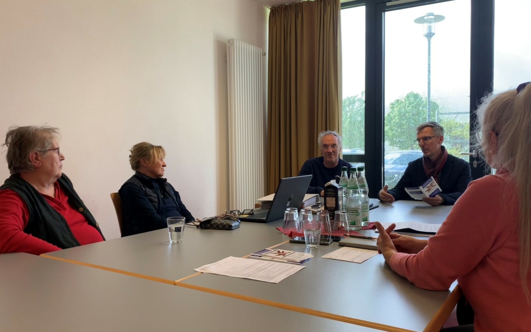 SPD-Bundestagsabgeordneter Lars Castellucci vor Ort in Neidenstein