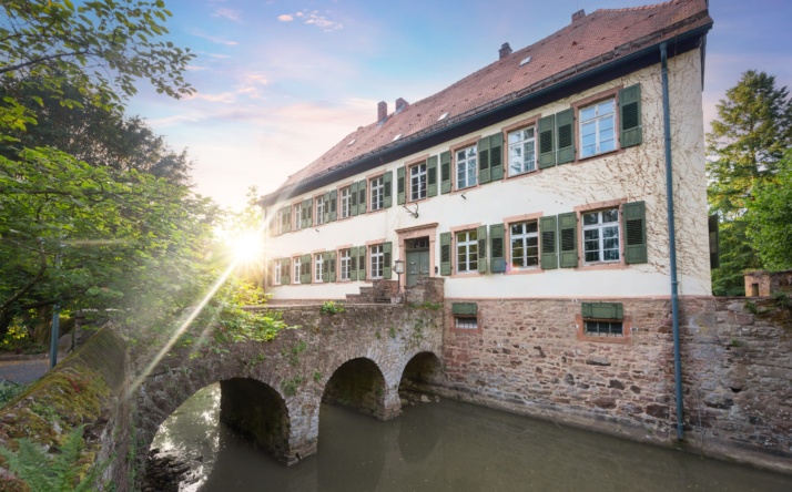 Wasserburg und alla hopp!-Anlage in Schwarzach