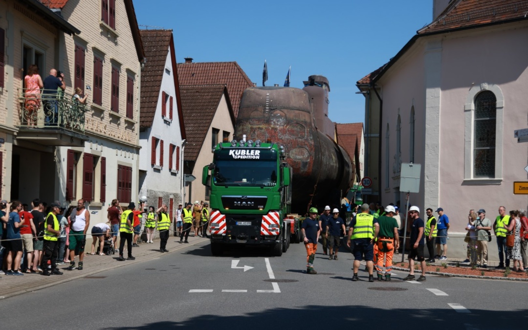 Ahoi Siegelsbach – Vereine und Anwohner begrüßten U17 zur Mittagszeit