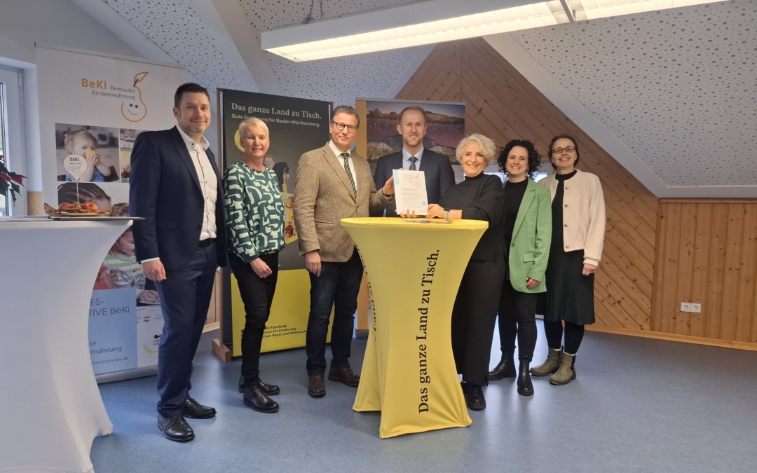 Städtischer Kindergarten für kindgerechte Ernährungsbildung zertifiziert