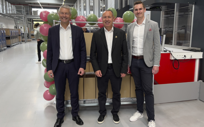 PARSA Beauty weiht AutoStore ein