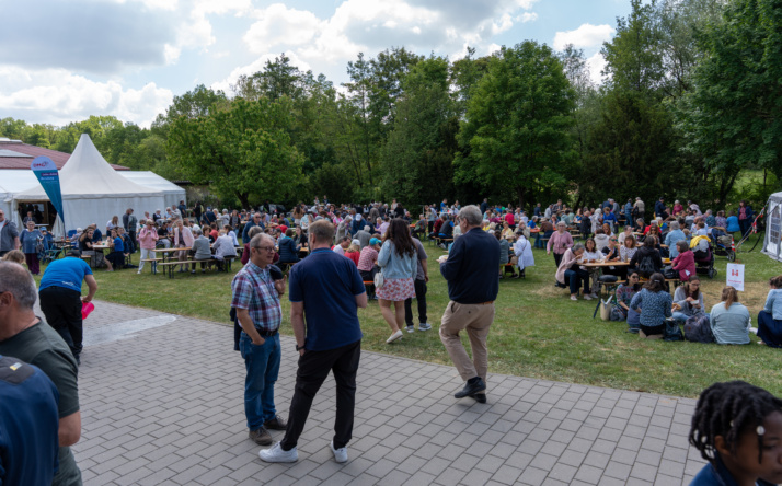 DMG Sinsheim feiert Frühlingsmissionsfest mit über 1000 Gästen