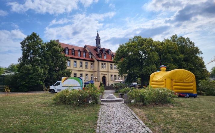 Buntes Programm für Groß und Klein beim Sommerfest im Stift Sunnisheim