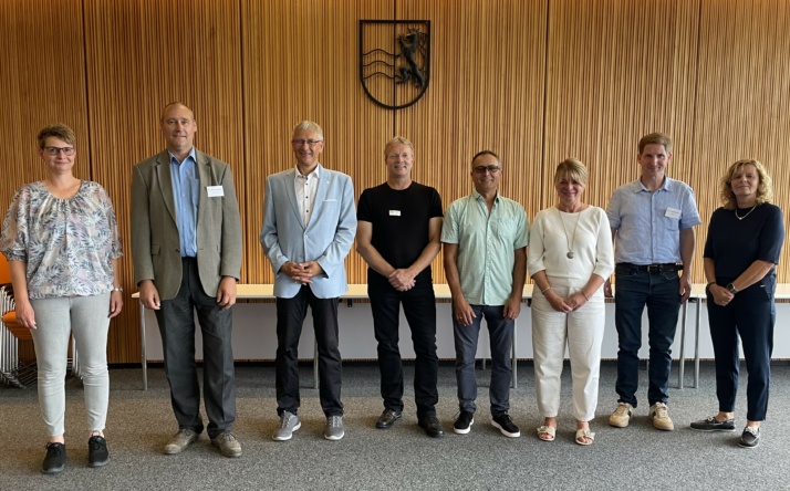 Erster Landesbeamter Stefan Hildebrandt ehrt Jubilare im Landratsamt