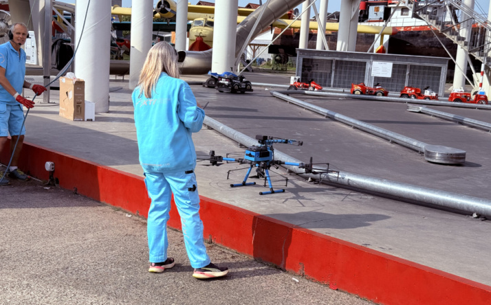 Weltpremiere: Drohne reinigt Concorde im Technik Museum Sinsheim
